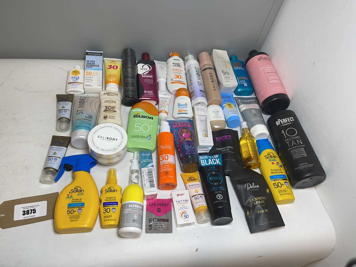 Lot 3875 - Sun care & tanning products