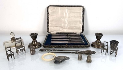 Lot 355 - A group of silver, metalware and plate...