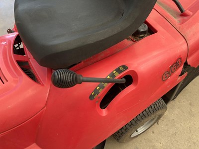 Lot 4157 - Champion ride on lawn mower