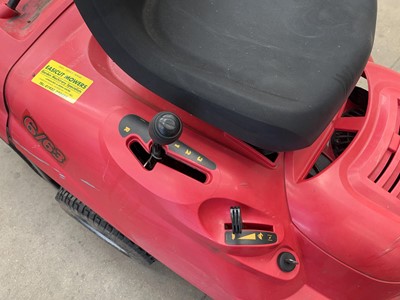 Lot 4157 - Champion ride on lawn mower