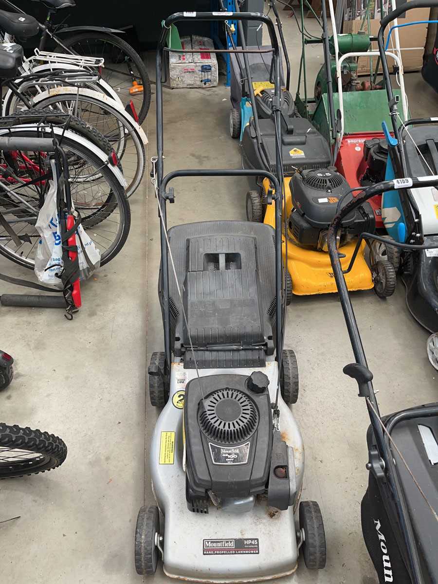 Lot 4168 - Mountfield petrol rotary mower