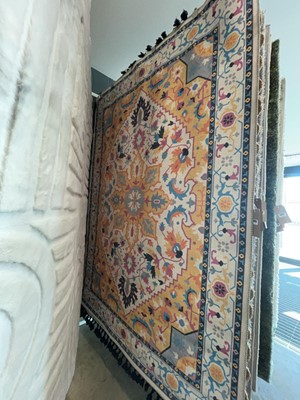 Lot 5005 - Multicoloured floral carpet