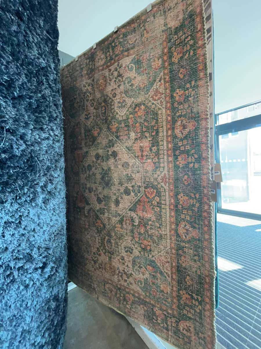 Lot 5033 - Multicoloured floral carpet