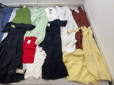 Lot NoBody's Child clothing