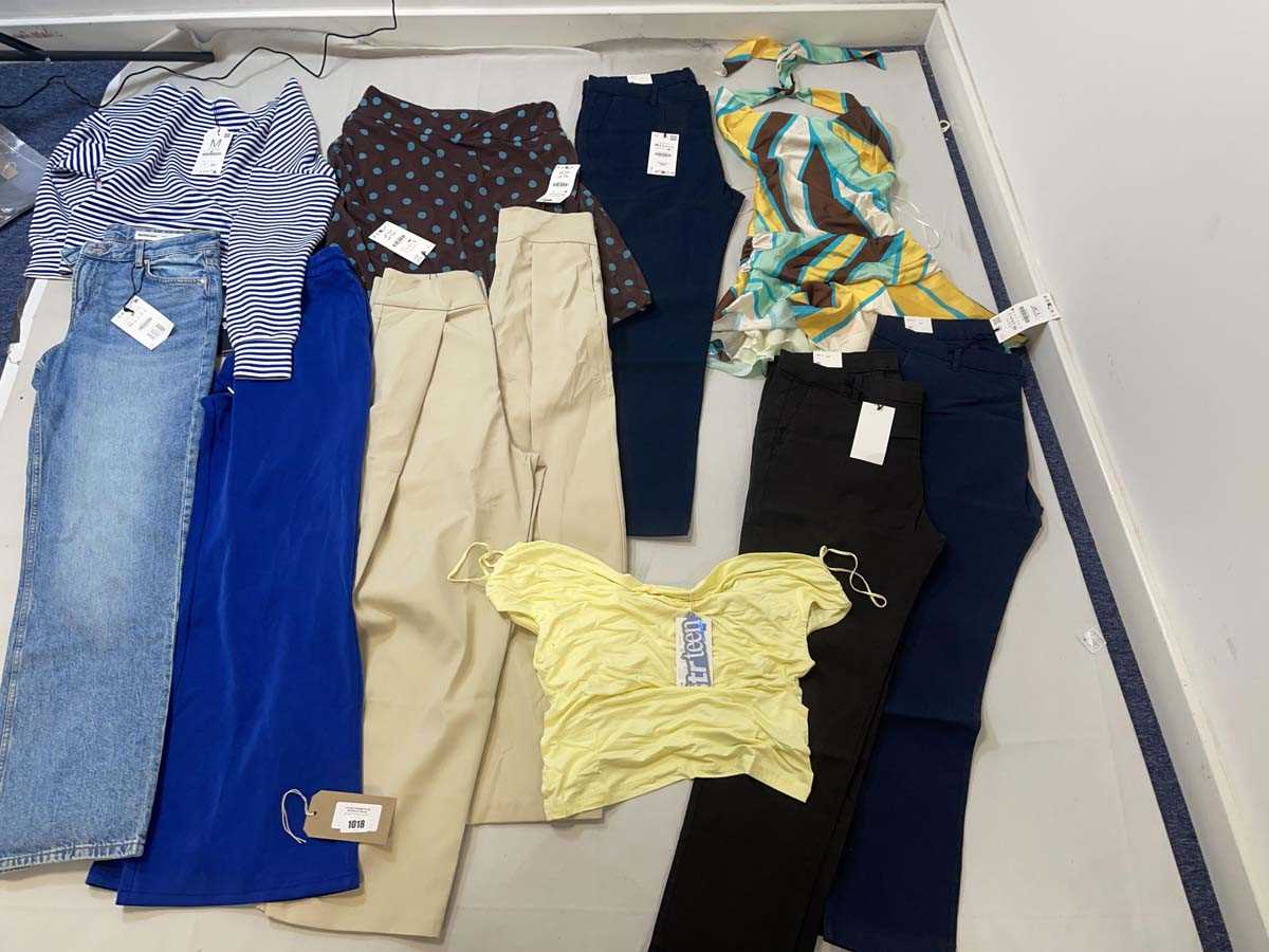 Lot 1018 - Zara & Sister Companies clothing