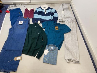 Lot Clothing to include Gant, Crew Clothing, Paul...