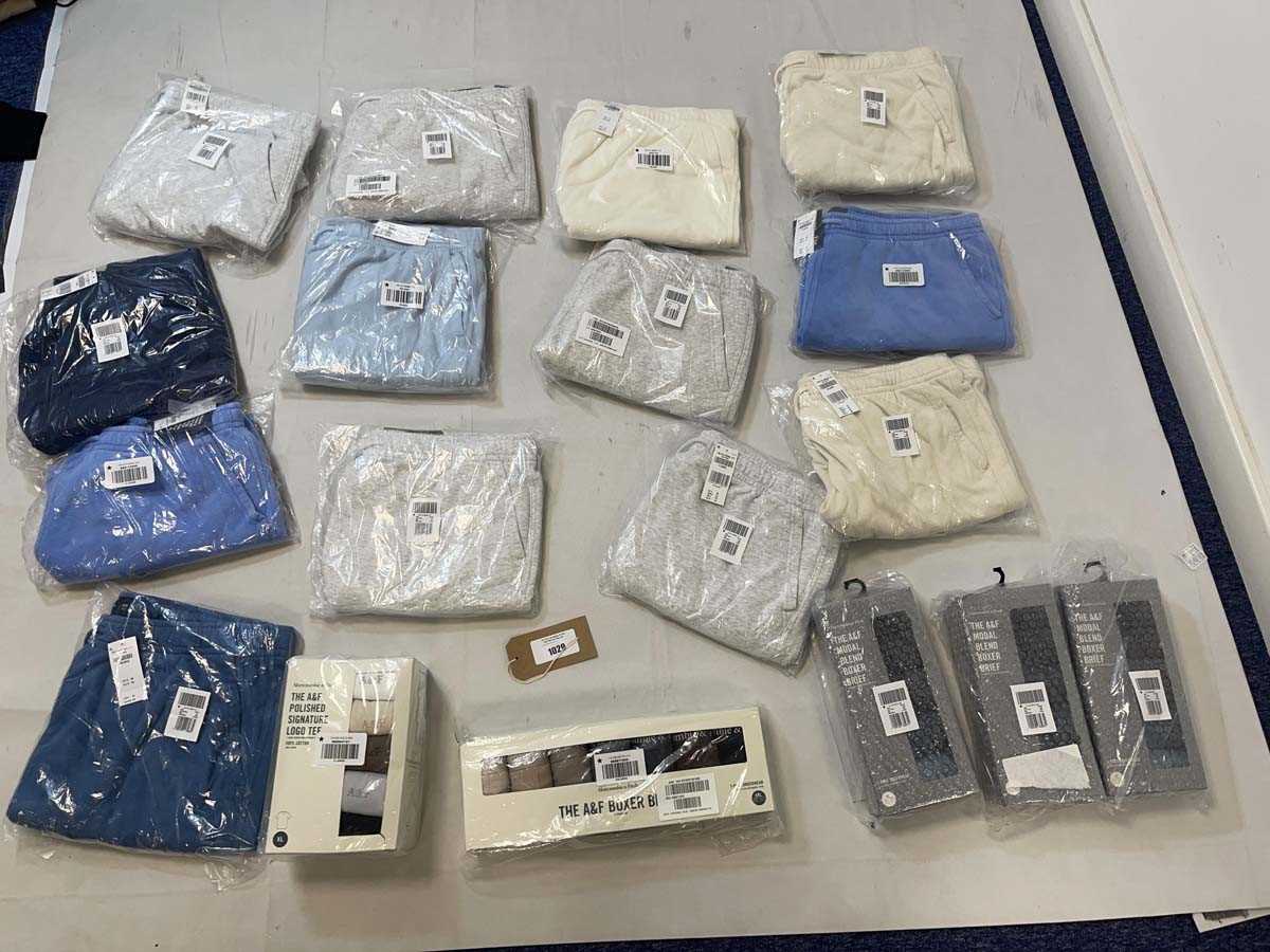 Lot Abercrombie & Fitch clothing & underwear