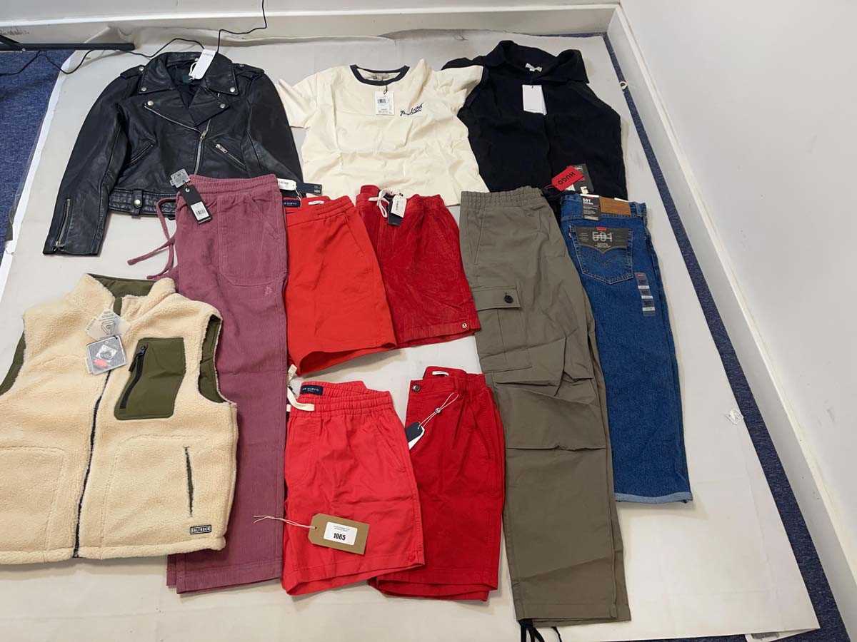 Lot 1065 - Clothing to include Salt Rock, Raith, Levi's, etc