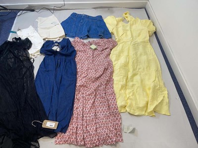 Lot NoBody's Child clothing