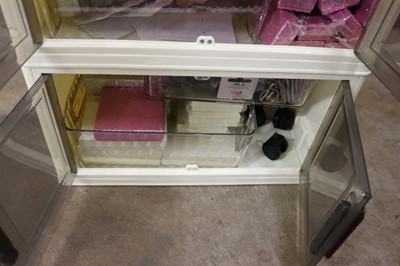 Lot 5 tiered plastic storage unit with contents to...
