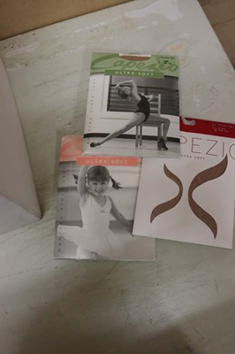 Lot Approx. 50 pairs of Capezio tights in mixed...