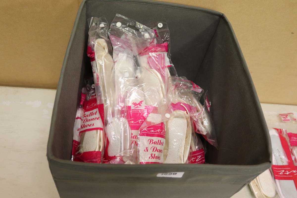 Lot Approx. 30 pairs of Katz full sole ballet and...