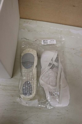 Lot Approx. 30 pairs of mostly Bloch split sole...