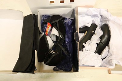 Lot 3 pairs of Roch Valley dance shoes, mixed...
