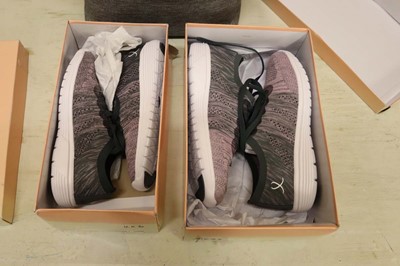Lot 4 pairs of Bloch dance shoes in mixed sizes