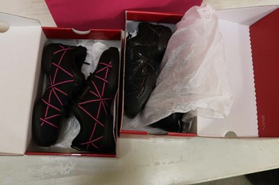 Lot 4 boxed pairs of Capezio children's dance...