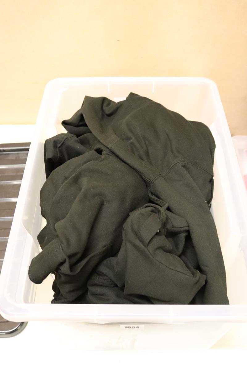 Lot Plastic stacking crate containing approx. 8...