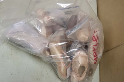 Lot Approx. 20 full sole ballet shoes, mostly...