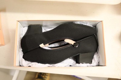 Lot 7 boxed pairs of Bloch children's dance shoes...