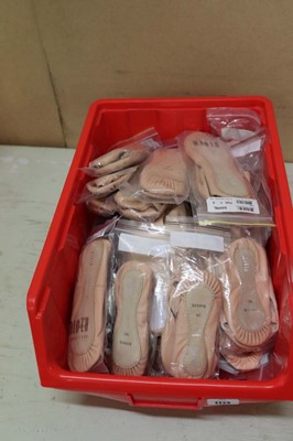 Lot Approx. 40 pairs of Bloch full sole and split...