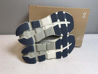 Lot On Cloud Running UK10 cloudflyer 5 trainers in...