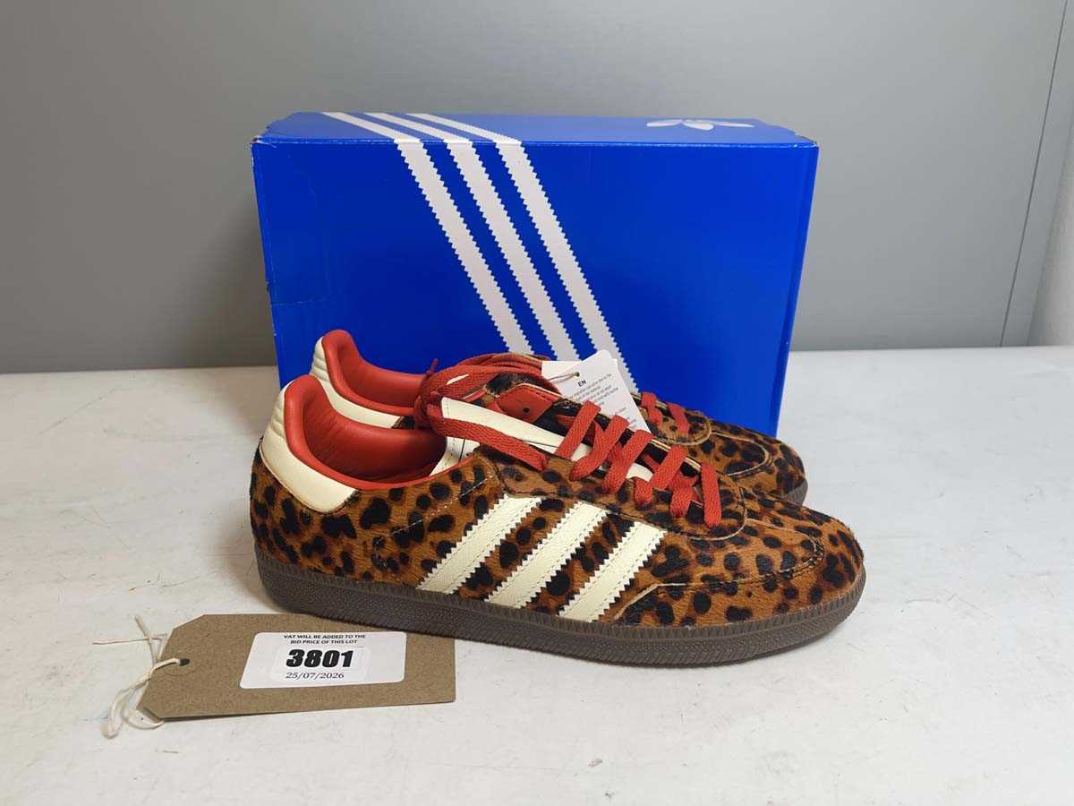 Lot Adidas UK8 samba OG trainers in leopard print -...