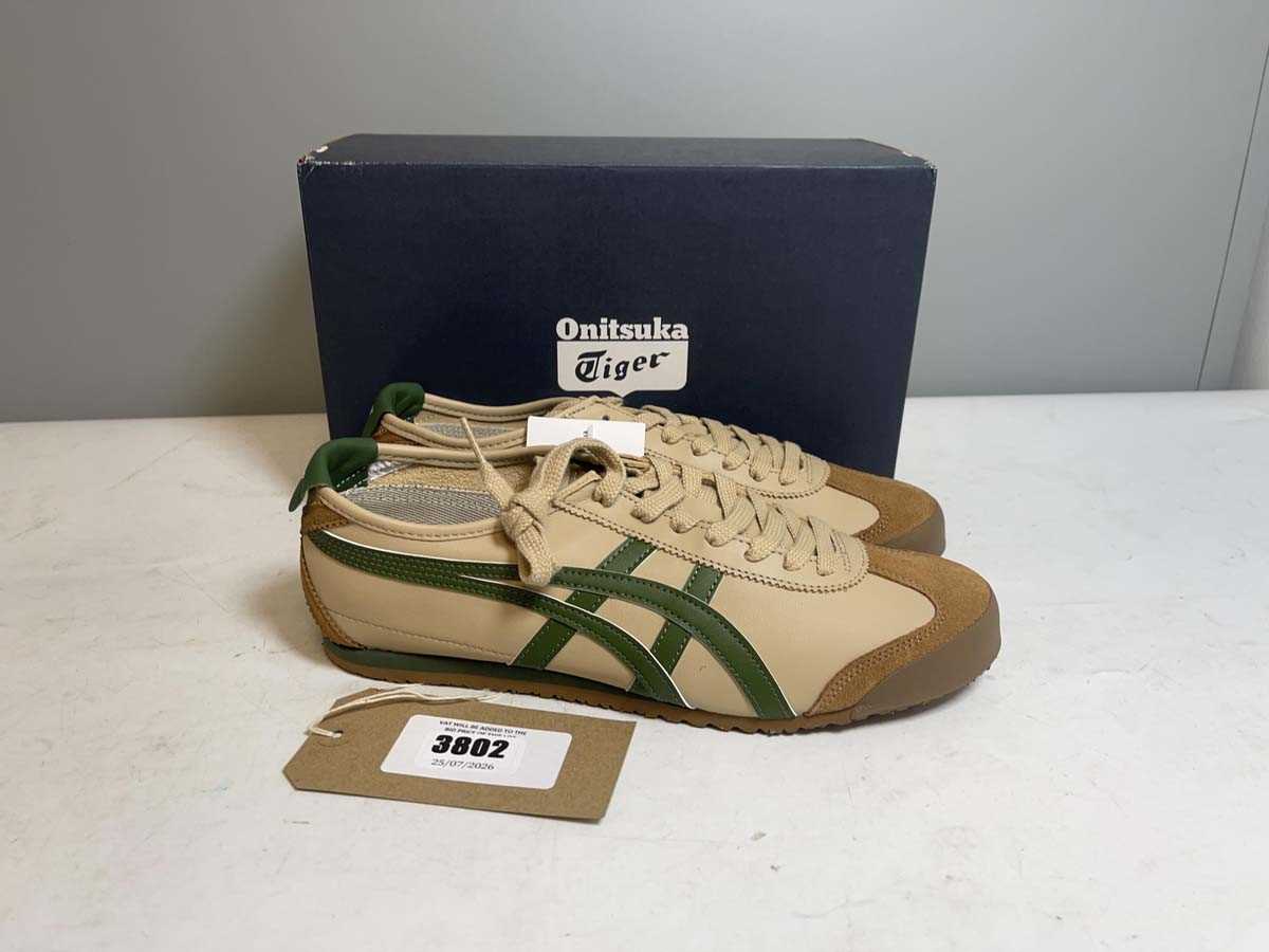 Lot Onitsuka Tiger UK8.5 mexico 66 trainers in...