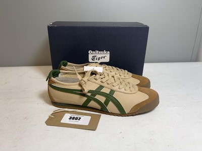 Lot Onitsuka Tiger UK8.5 mexico 66 trainers in...