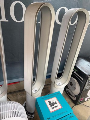 Lot 2010 - Unboxed Dyson AM07 Cool Tower Fan (without...