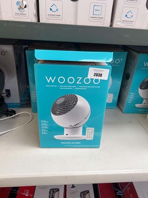 Lot 2038 - 3 Woozoo table top fans
