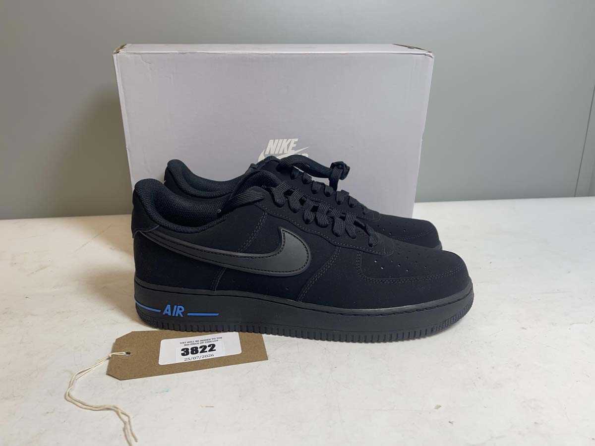 Lot Nike UK10 air force 1'07 trainers in black -...