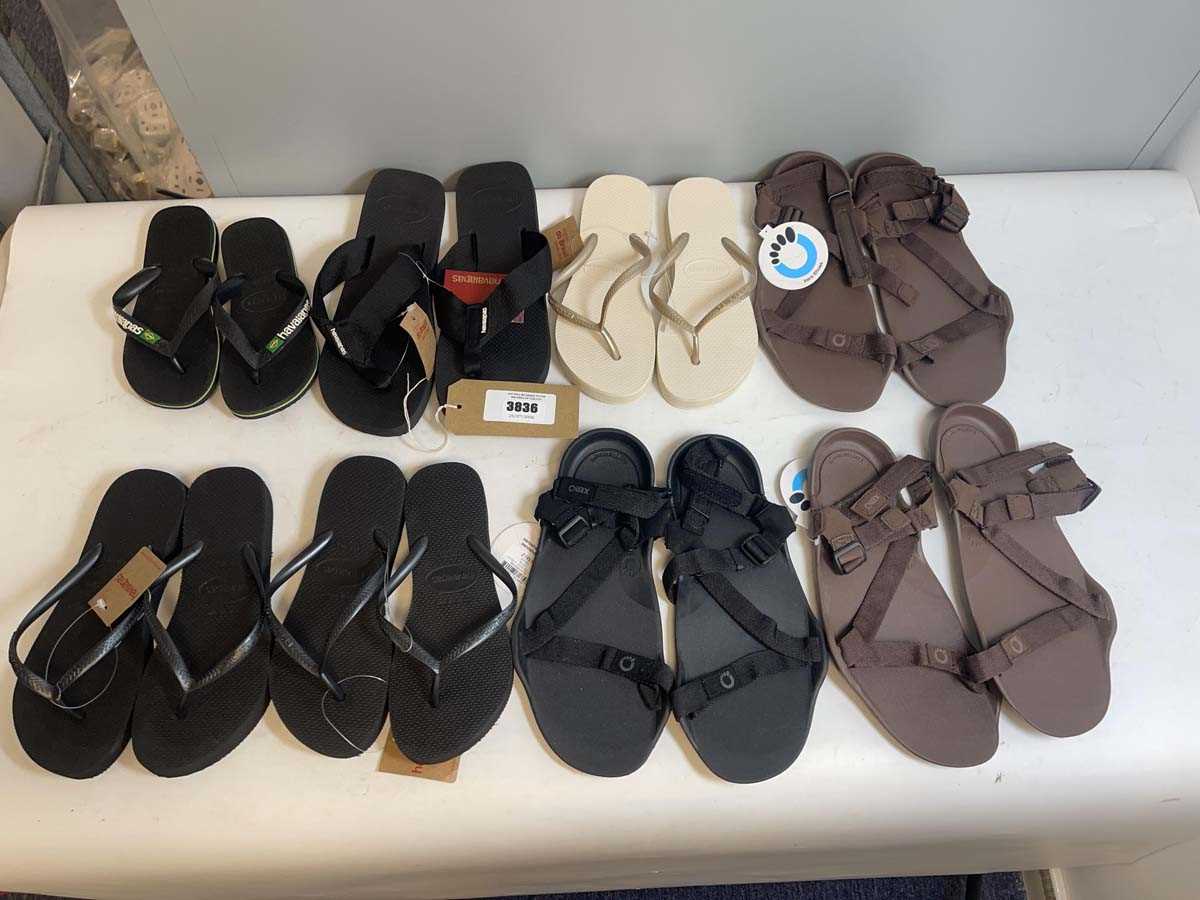 Lot 8x Pairs of Xero & Havaianas flip flops in...