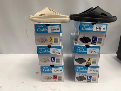 Lot 6x pairs Cushion sliders sandals cream/black