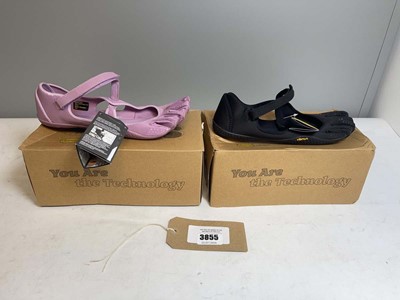 Lot 2x Boxed pairs of Vibram Five Fingers v-soul...