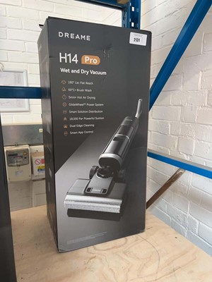 Lot 2131 - Boxed Dreame H14 Pro Wet & Dry vacuum cleaner