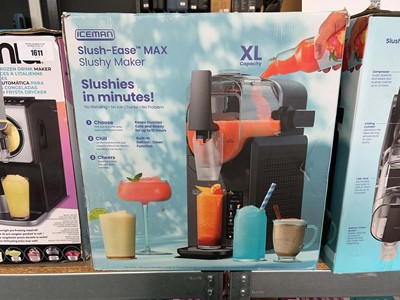 Lot 1629 - IceMan Slush-Ease Max Slushy maker, boxed