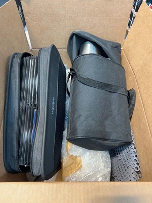 Lot 1504 - Box of assorted homewares