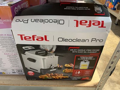 Lot 1646 - Tefal OleoClean Pro fryer, boxed