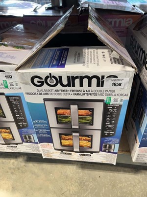 Lot 1658 - Gourmia dual basket air fryer, boxed