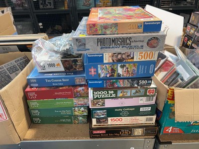 Lot 1520 - Collection of puzzles