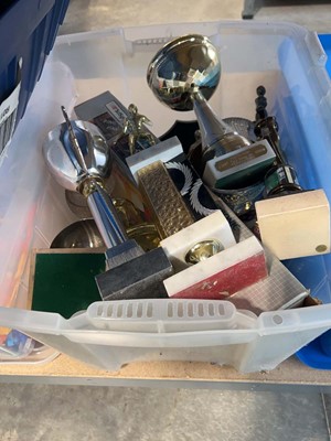 Lot 1774 - 2 plastic boxes containing an assortment of...