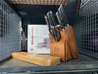 Lot 1539 - 2 knife block sets, kitchen aid and 5 piece...