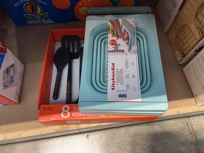 Lot 1685 - 3 KitchenAid collapsible colanders and 8 piece...
