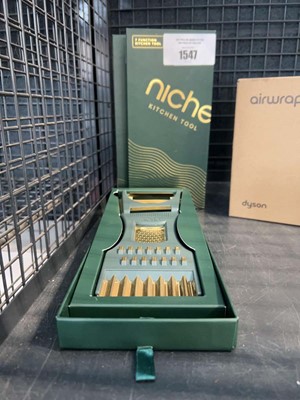 Lot 1547 - 3 x Niche 7 function kitchen tool