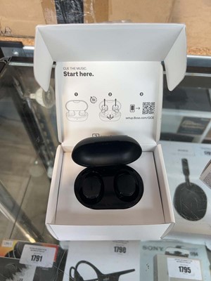 Lot 1787 - Pair of Bose Quiet Comfort ear buds, boxed