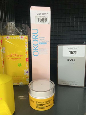 Lot 1566 - Nia114 technology contour restore tightening...