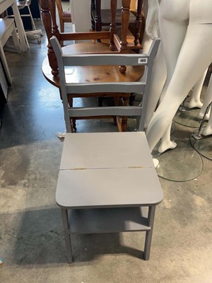 Lot 1413 - Grey painted metamorphic library chair