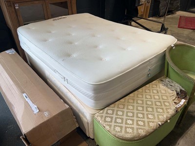 Lot 1472 - Divan bed base with a Silent Night Mirapocket...