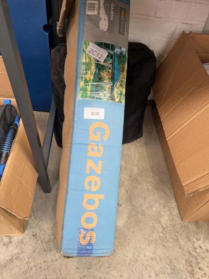 Lot 2291 - 2x various gazebos
