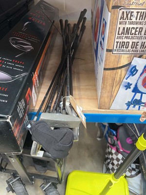 Lot 2295 - Bundle of mixed branded golf clubs to include...